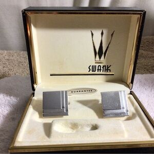 SWANK Silver Tone Layered Square Cuff Links
